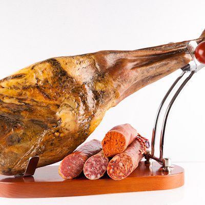 Lote Ibérico Completo de Bellota – Paleta, Lomo, Chorizo, Salchichón y Sobrasada Lote Ibérico completo con Paleta, Lomo, Chorizo, Salchichón y Sobrasada de Bellota 100%