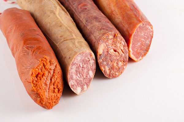 Lote de embutidos ibéricos de bellota con lomo, chorizo, salchichón y sobrasada artesanal